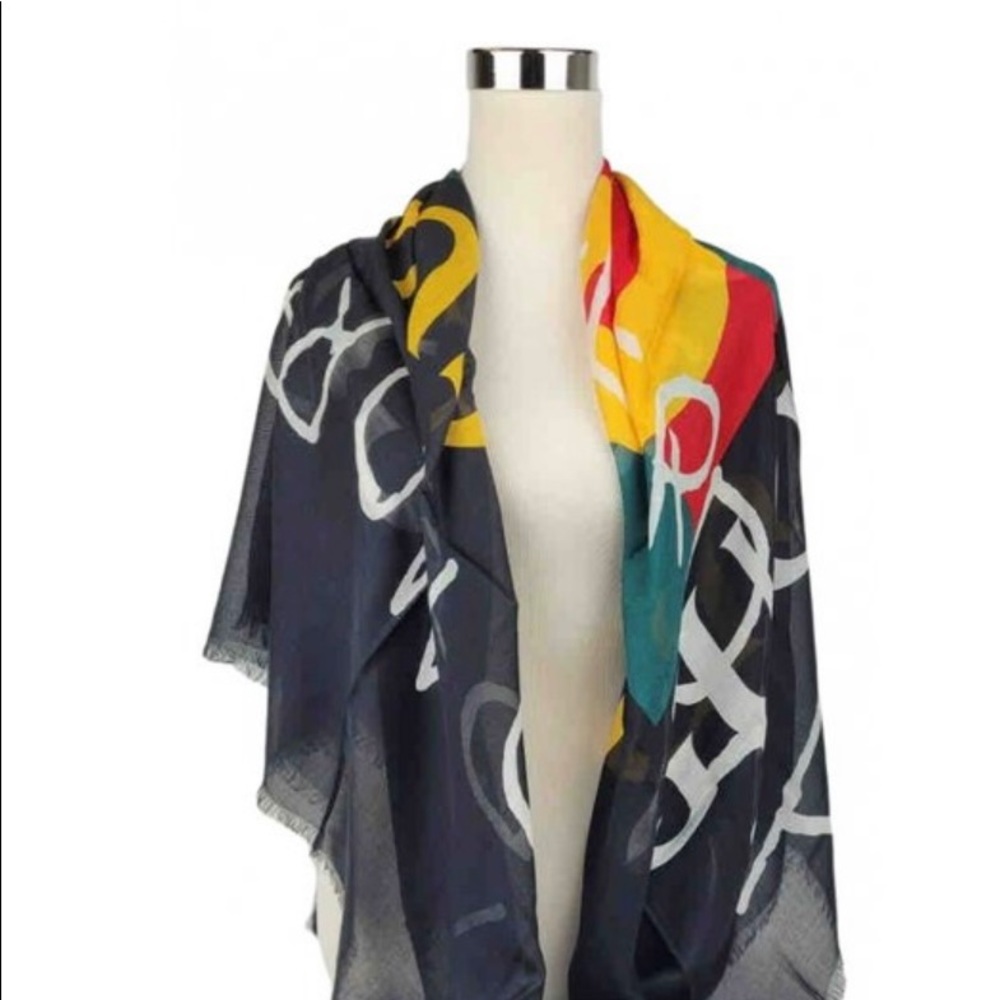 Gucci Scarf/ USED